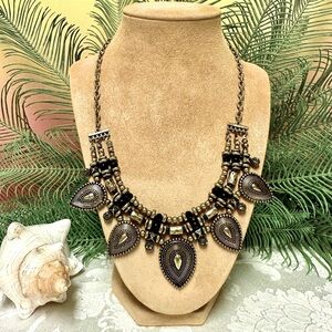 Antique gold tone Boho style necklace